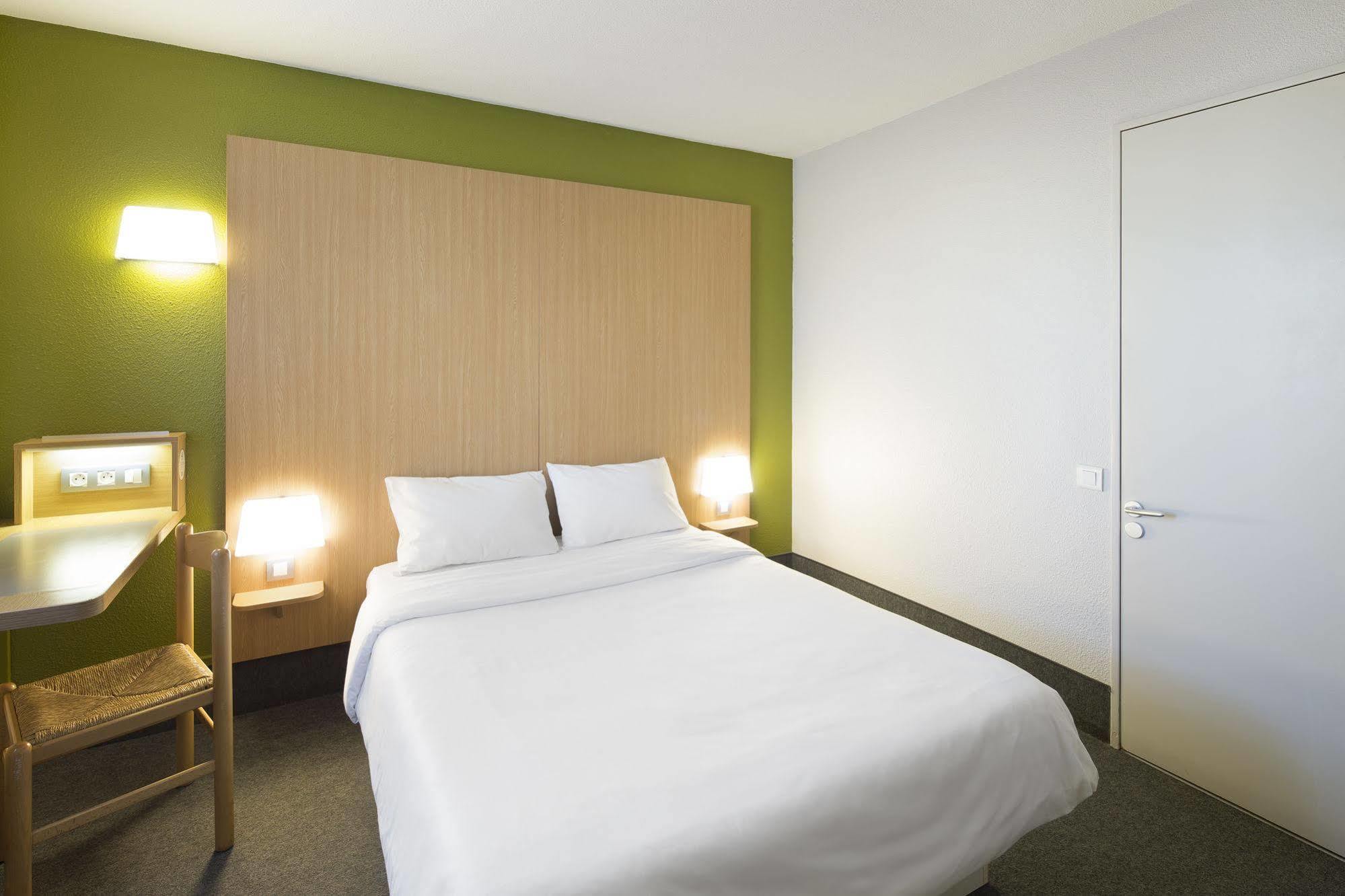 B&B Hotel Troyes Saint-Parres-Aux-Tertres Exterior photo